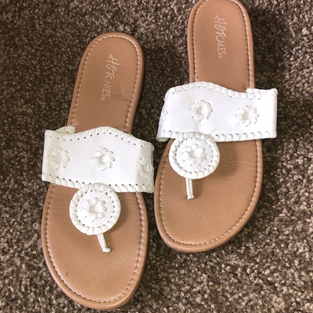 white hotcakes (fake jack rogers)